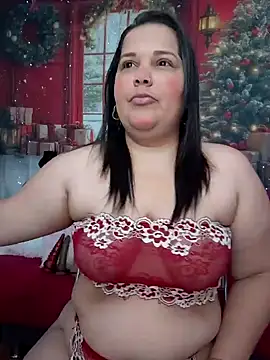 kiara scottt online show from 12-20-25, 09:05