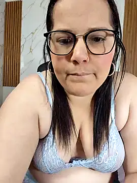 kiara scottt online show from 03-16-26, 08:40