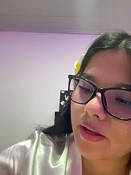 SophieHarris  online show from 05-09-26, 04:28