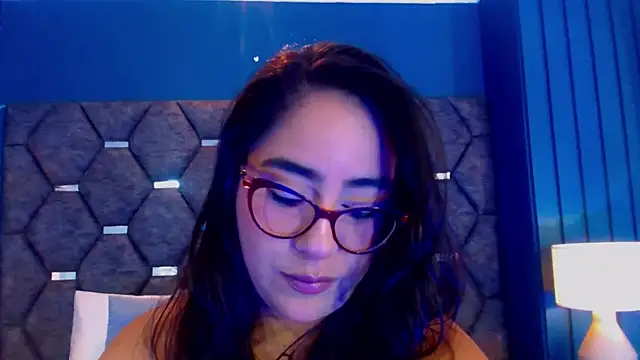 Snapshot of DevonPiers chatting on 09-15-25, 12:05 DevonPiers online show from 09-15-25, 12:05