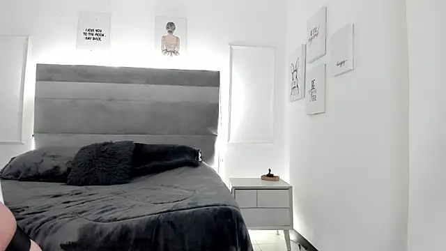 Eliz jane online show from 03-11-25, 01:01