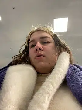 SuzieMurray online show from 12-19-24, 09:18