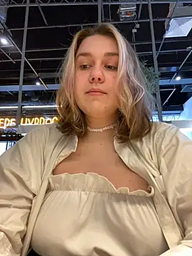 SuzieMurray online show from 03-18-25, 11:30