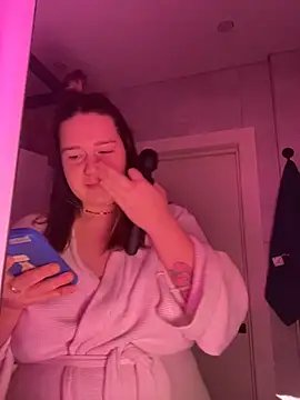 SuzieMurray online show from 11-20-25, 08:14