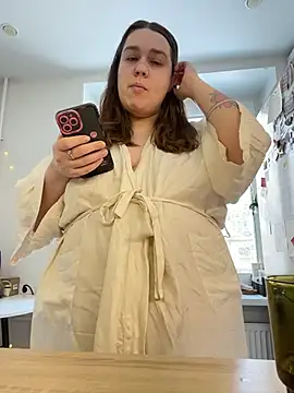 SuzieMurray online show from 02-18-26, 08:21