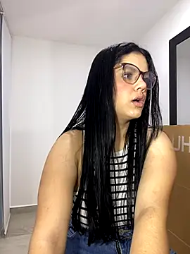 Snapshot of kimberlyhills1 chatting on 11-13-25, 09:58 kimberlyhills1 online show from 11-13-25, 09:58