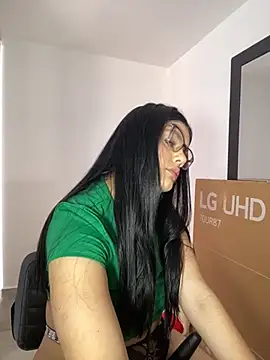 Snapshot of kimberlyhills1 chatting on 11-22-25, 08:19 kimberlyhills1 online show from 11-22-25, 08:19