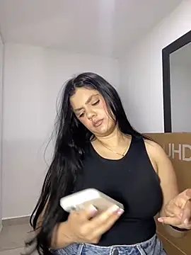 Snapshot of kimberlyhills1 chatting on 12-02-25, 03:34 kimberlyhills1 online show from 12-02-25, 03:34