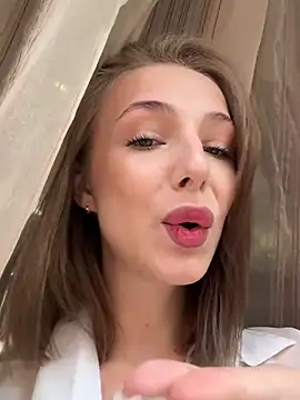 Snapshot of CaseyStar chatting on 12-12-24, 09:51 CaseyStar online show from 12-12-24, 09:51