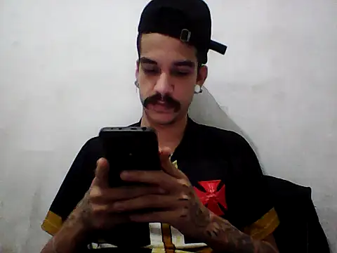 gatobranco001 online show from 05-30-26, 05:54