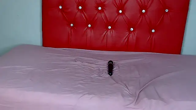 EbonyBentley online show from 09-28-25, 06:35