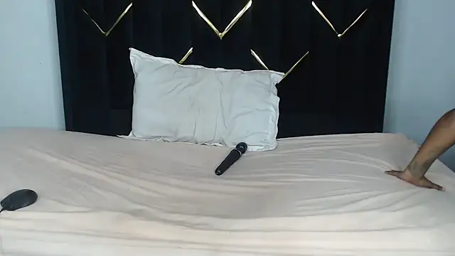 EbonyBentley online show from 03-28-26, 08:36