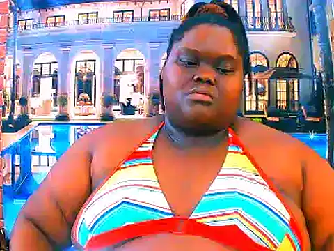 EbonyHotBuns online show from 04-17-26, 09:45