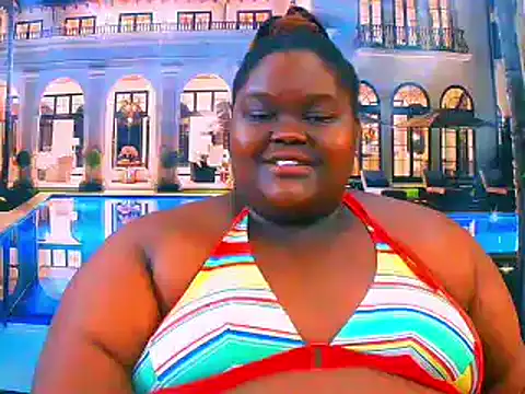 Snapshot of EbonyHotBuns chatting on 04-21-26, 06:23 EbonyHotBuns online show from 04-21-26, 06:23