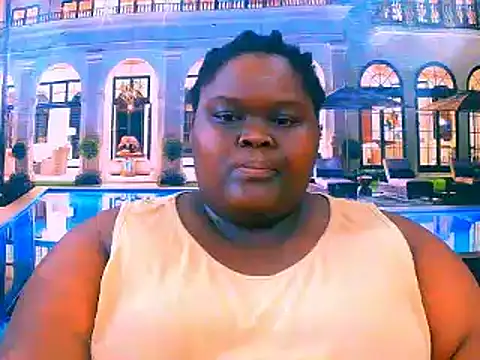 Snapshot of EbonyHotBuns chatting on 05-07-26, 06:52 EbonyHotBuns online show from 05-07-26, 06:52