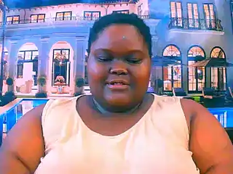 Snapshot of EbonyHotBuns chatting on 05-18-26, 05:13 EbonyHotBuns online show from 05-18-26, 05:13