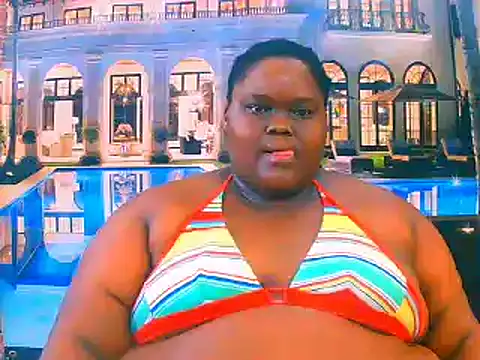 Snapshot of EbonyHotBuns chatting on 06-12-26, 06:29 EbonyHotBuns online show from 06-12-26, 06:29
