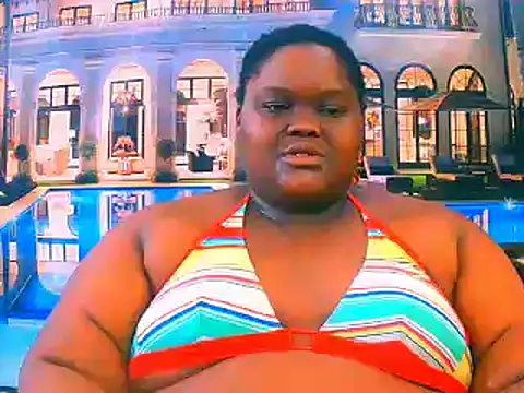 Snapshot of EbonyHotBuns chatting on 06-16-26, 06:21 EbonyHotBuns online show from 06-16-26, 06:21