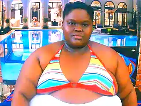 Snapshot of EbonyHotBuns chatting on 07-17-26, 11:31 EbonyHotBuns online show from 07-17-26, 11:31