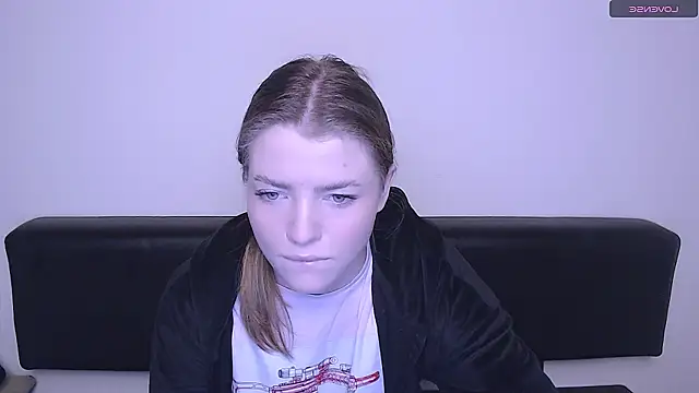 Snapshot of MissOliviaa_ chatting on 12-16-24, 08:20 MissOliviaa online show from 12-16-24, 08:20