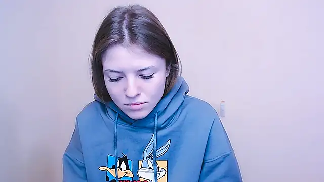 Snapshot of MissOliviaa_ chatting on 01-10-25, 01:20 MissOliviaa online show from 01-10-25, 01:20