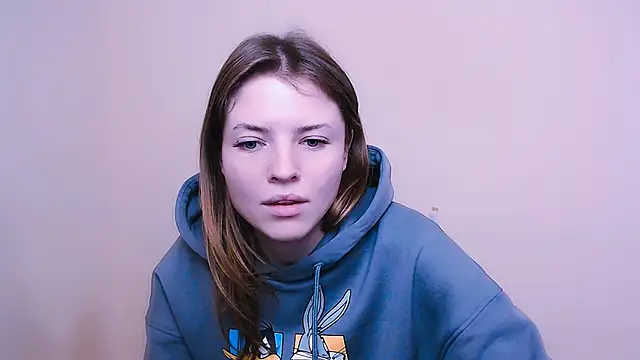 Snapshot of MissOliviaa_ chatting on 01-10-25, 04:30 MissOliviaa online show from 01-10-25, 04:30