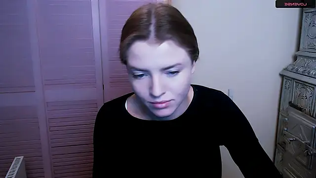 Snapshot of MissOliviaa_ chatting on 01-12-25, 05:54 MissOliviaa online show from 01-12-25, 05:54