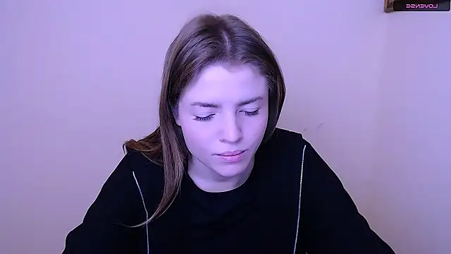 Snapshot of MissOliviaa_ chatting on 01-17-25, 09:49 MissOliviaa online show from 01-17-25, 09:49