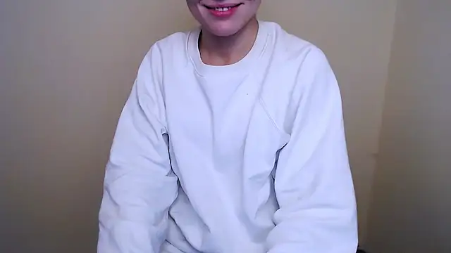 Snapshot of MissOliviaa_ chatting on 01-23-25, 11:48 MissOliviaa online show from 01-23-25, 11:48