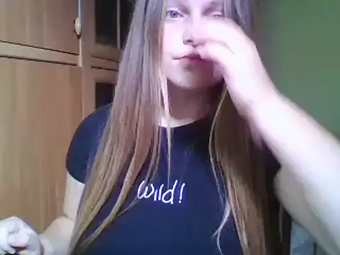 Evasapples online show from 12-27-24, 01:50