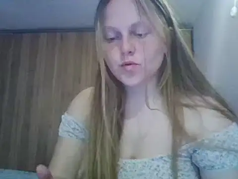 Evasapples online show from 03-05-25, 04:13