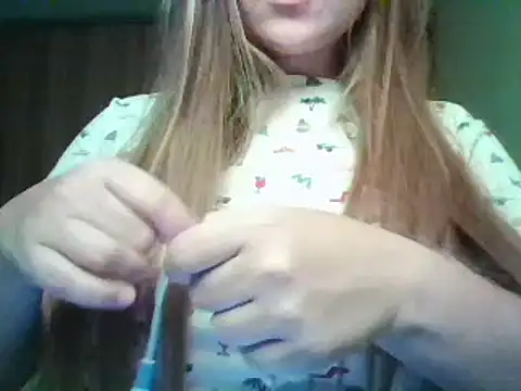 Evasapples online show from 10-18-25, 09:37