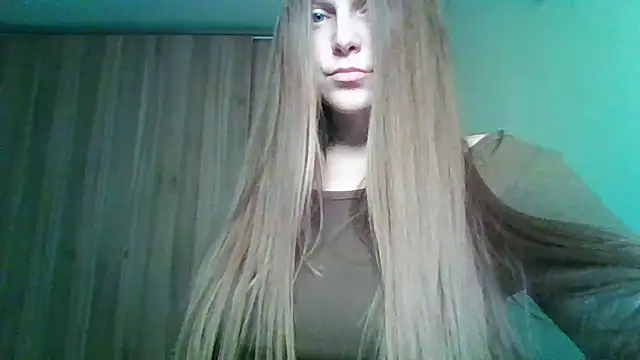 Evasapples online show from 03-25-26, 12:27