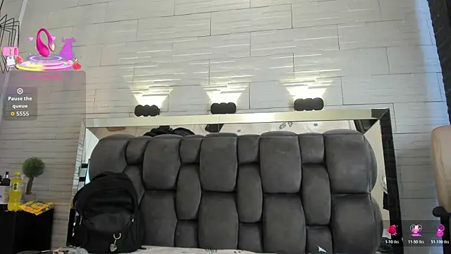 dorothy vegga online show from 11-14-25, 04:33