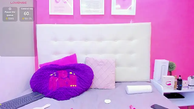 Realbadbxtch online show from 01-05-26, 05:27