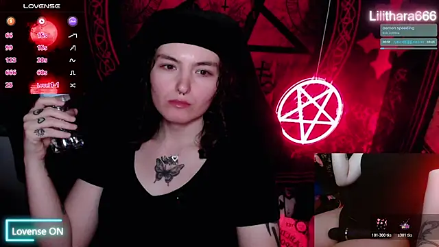 BrandiWRLD 999 online show from 10-26-25, 08:37