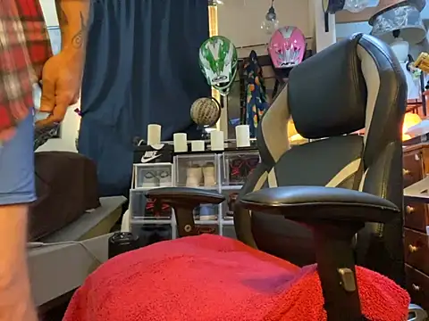 slutty guy12 online show from 03-17-25, 10:38