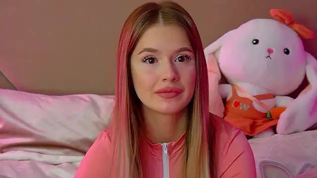 MilanaBalmain online show from 03-03-25, 04:47