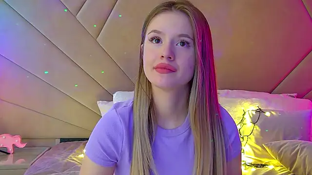 MilanaBalmain online show from 03-08-25, 02:51