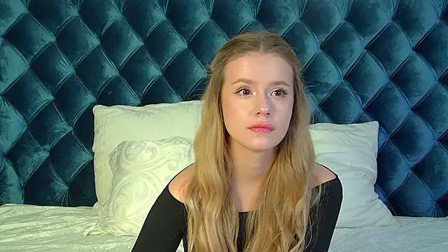 MilanaBalmain online show from 12-03-25, 04:05