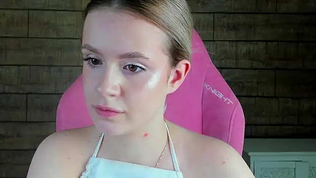 MilanaBalmain online show from 03-02-26, 08:32