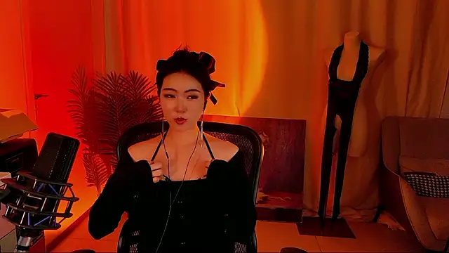 siji kiki online show from 03-18-26, 12:52