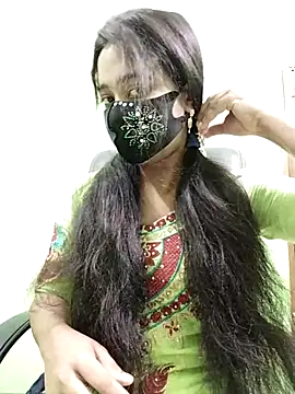 Snapshot of Tapur- chatting on 02-13-25, 02:52 Tapur- online show from 02-13-25, 02:52