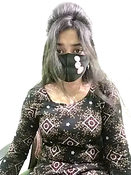Snapshot of Tapur- chatting on 02-15-25, 02:11 Tapur- online show from 02-15-25, 02:11