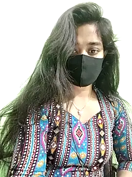 Snapshot of Tapur- chatting on 02-19-25, 12:35 Tapur- online show from 02-19-25, 12:35