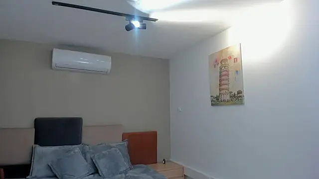 estrella bigboobs14 online show from 03-10-25, 03:30