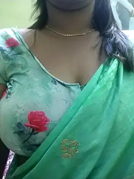 Snapshot of Sexy-Shalinii chatting on 01-14-25, 01:17 Sexy-Shalinii online show from 01-14-25, 01:17