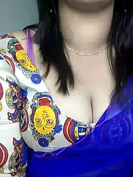 Snapshot of Sexy-Shalinii chatting on 01-21-25, 12:39 Sexy-Shalinii online show from 01-21-25, 12:39