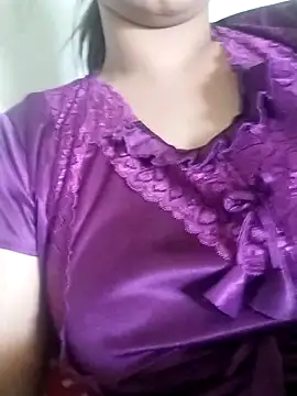 Snapshot of Sexy-Shalinii chatting on 02-24-25, 06:27 Sexy-Shalinii online show from 02-24-25, 06:27