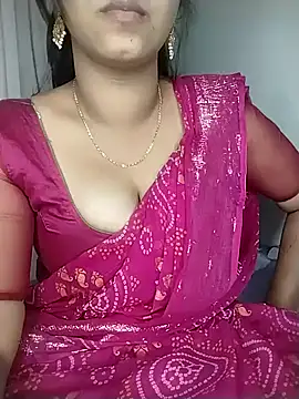 Snapshot of Sexy-Shalinii chatting on 02-25-25, 01:17 Sexy-Shalinii online show from 02-25-25, 01:17